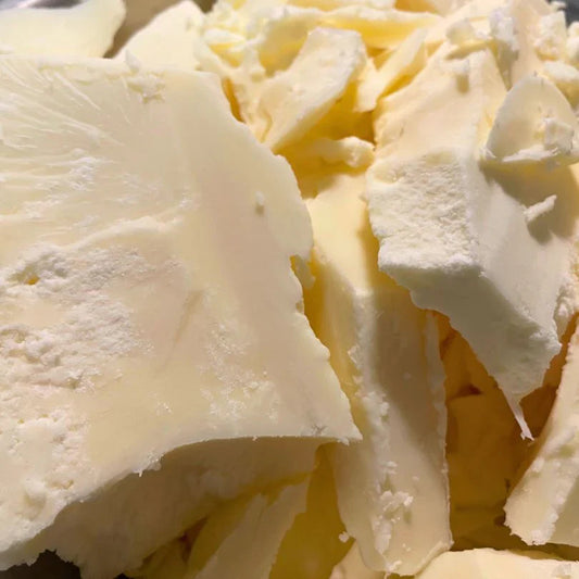 Raw Honey, Beeswax, Olive Oil: The Ancestral Trio Backed by Modern Science